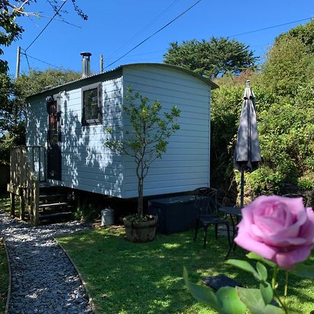 Tides Reach, Deluxe Shepherds Hut 1, 100M From The Beach Saint Merryn Esterno foto