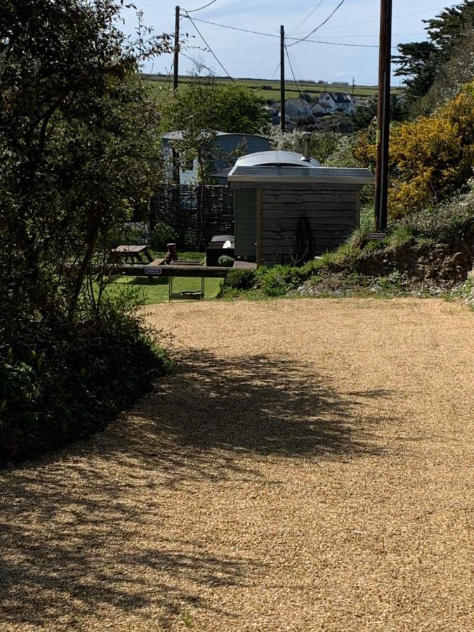 Tides Reach, Deluxe Shepherds Hut 1, 100M From The Beach Saint Merryn Esterno foto
